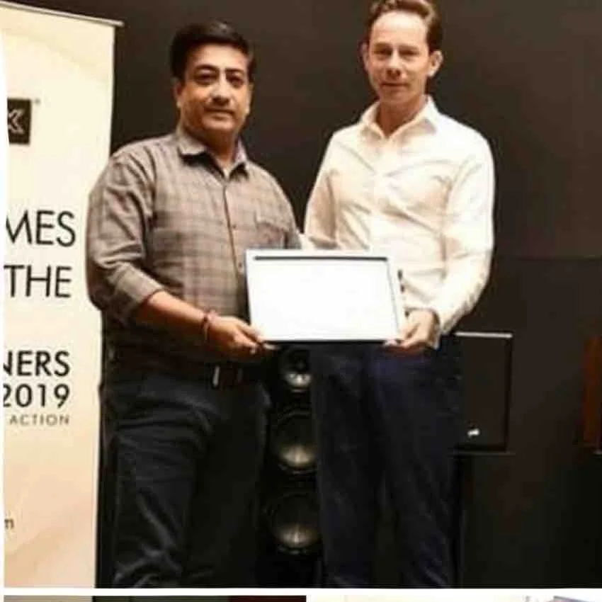 Mr. Pragnesh Panchal receiving global award